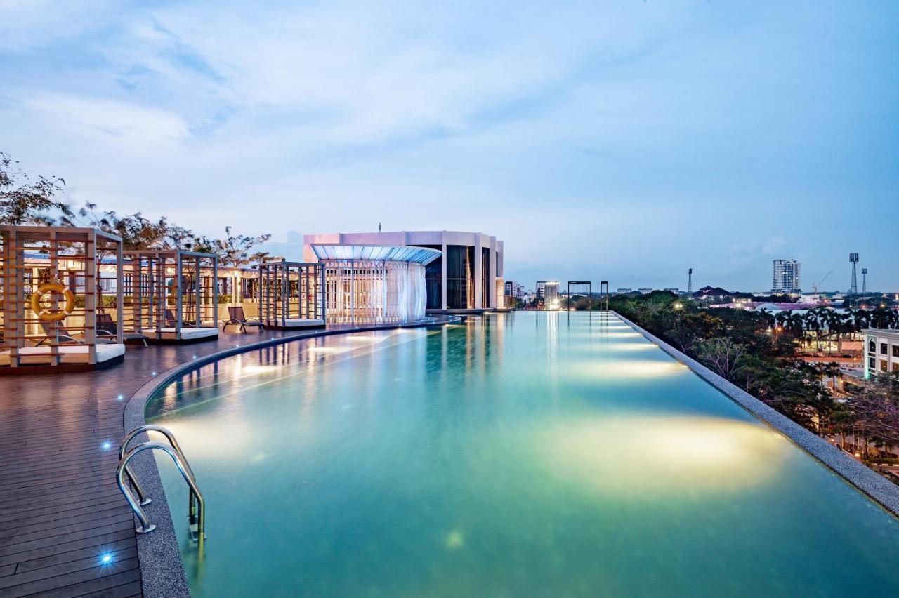 Troika Kota Bharu Penthouse Homestay 2 Rooms Buitenkant foto