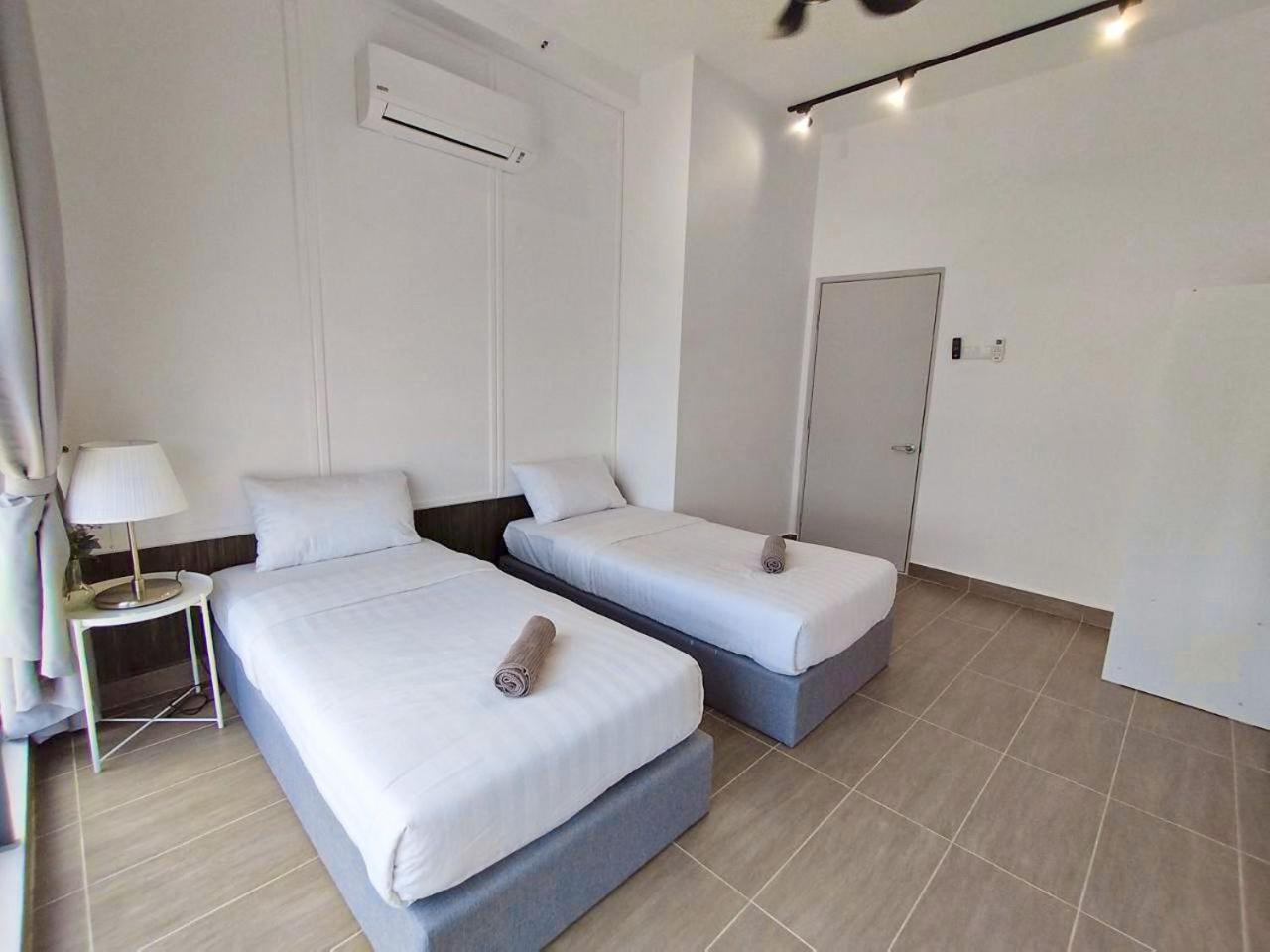 Troika Kota Bharu Penthouse Homestay 2 Rooms Buitenkant foto